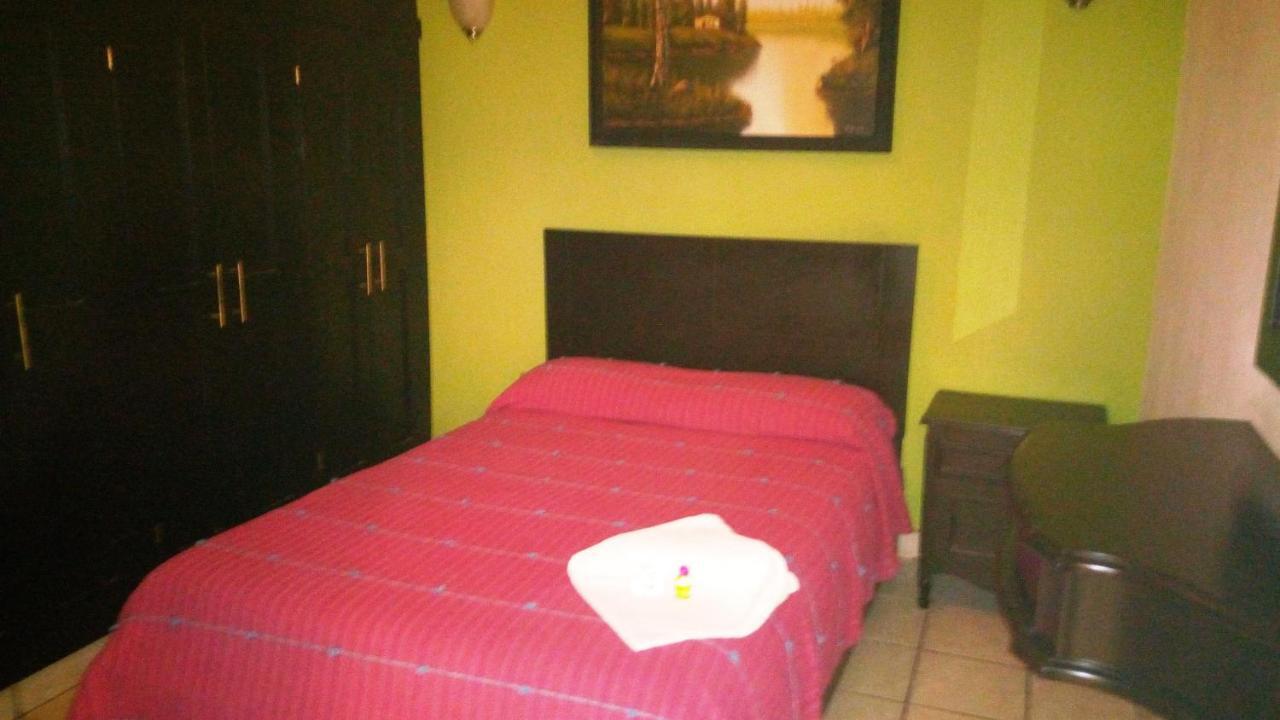 Hotel Real Plaza Окосинго Экстерьер фото