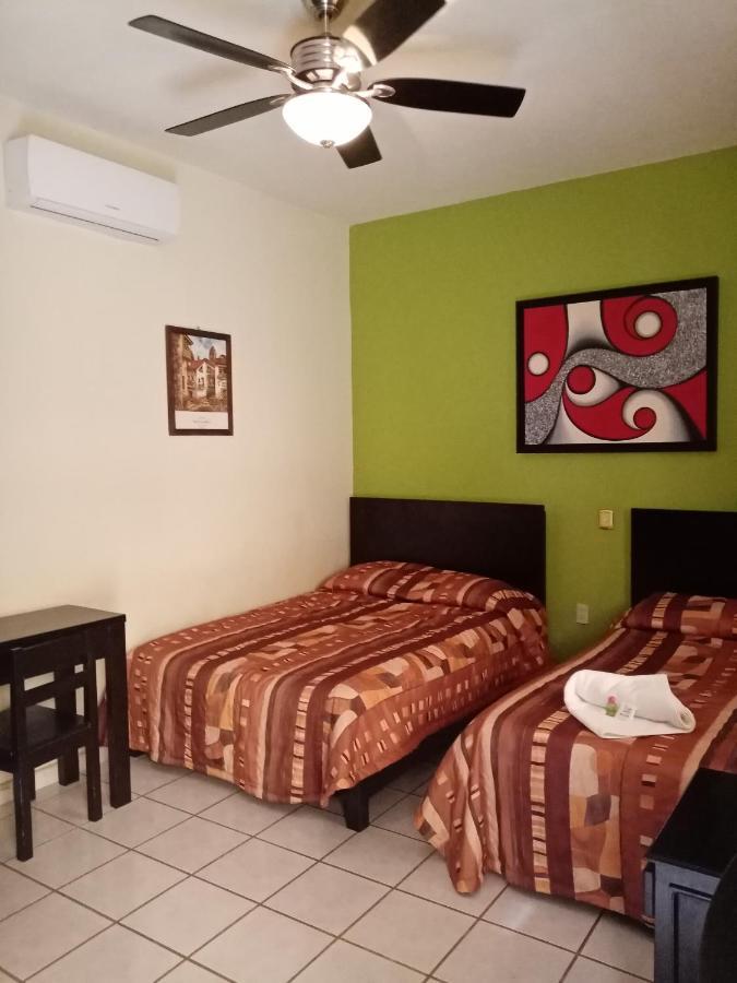 Hotel Real Plaza Окосинго Экстерьер фото
