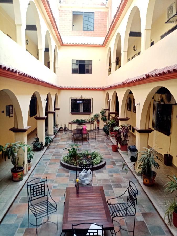 Hotel Real Plaza Окосинго Экстерьер фото